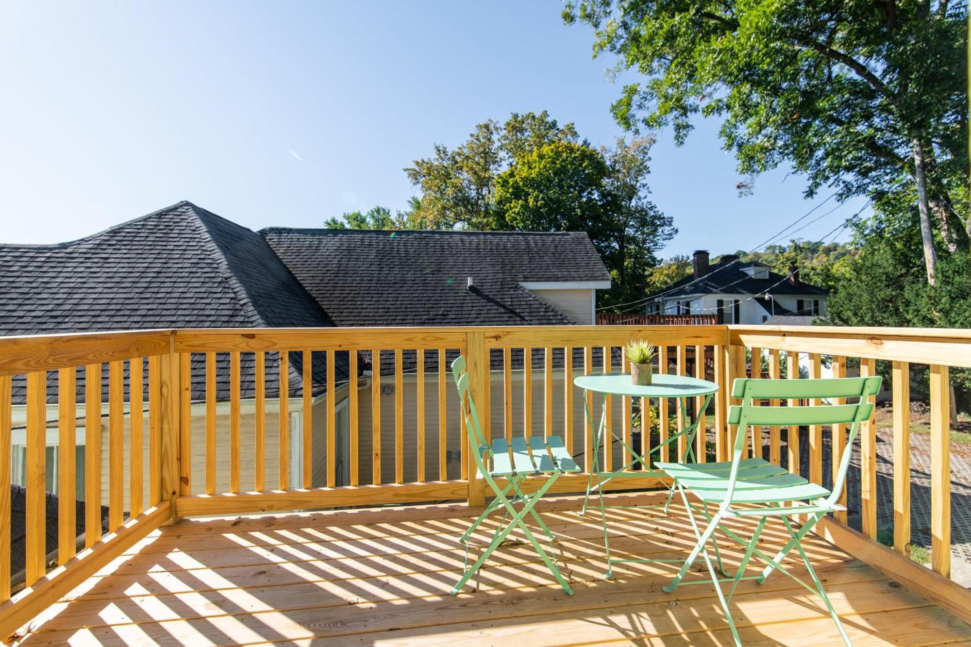 Loft On Capital - Ideally Located To Distilleries Frankfort Exterior photo